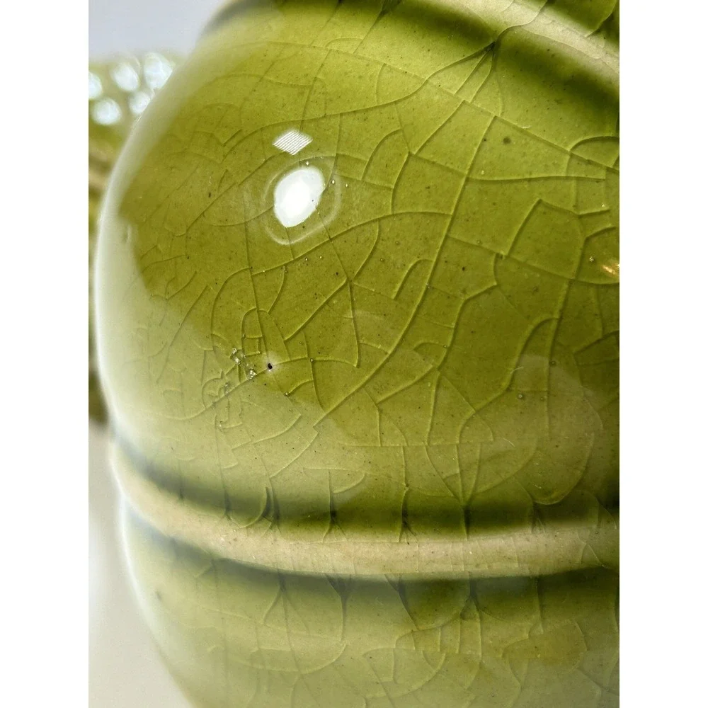 Vibrant MCM Green‎ Ribbed Variegated Vase with crazing 10.25 in